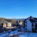 Apartament Z Tarasem Rezydencja Karkonoska - Apartamentuj